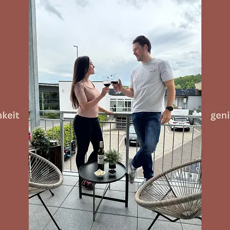 Lägenhet African-style - Stadtnah, Parkplatz, E-ladestation Fuer Auto & Fahrraeder, Gitterbox Fuer Fahrraeder, Fitnessstudio *