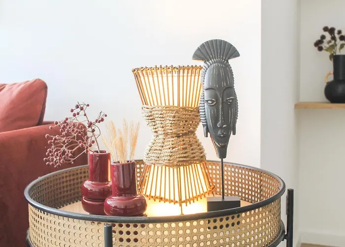 African-style - Stadtnah, Parkplatz, E-ladestation Fuer Auto & Fahrraeder, Gitterbox Fuer Fahrraeder, Fitnessstudio Koblenz (Rhineland-Palatinate)