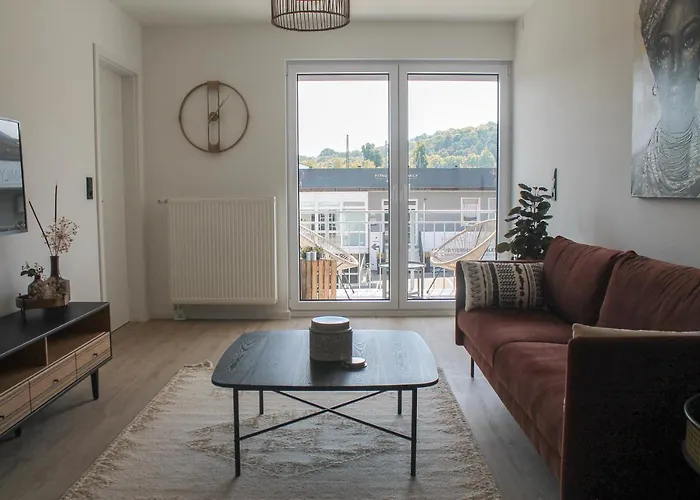 African-style - Stadtnah, Parkplatz, E-ladestation Für Auto&fahrräder, Gitterbox Für Fahrräder, Fitnessstudio